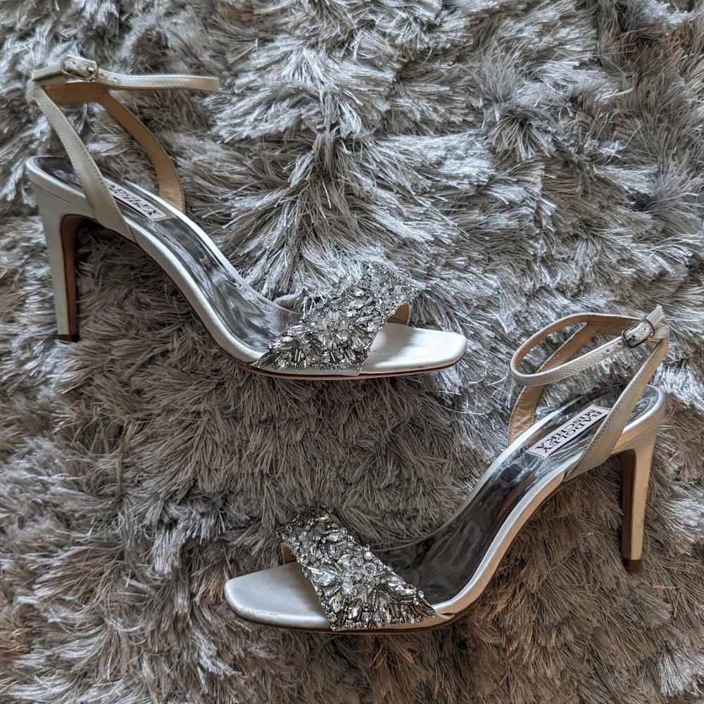 NWOB Badgley Mischka Rider Embellished Ankle Strap Sandal 8.5